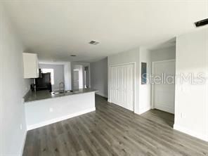 For Rent: $1,799 (3 beds, 2 baths, 1162 Square Feet)