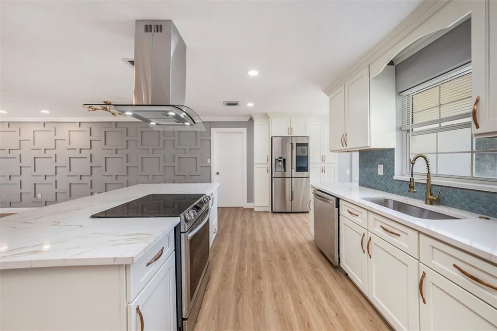 For Sale: $484,900 (3 beds, 2 baths, 1515 Square Feet)