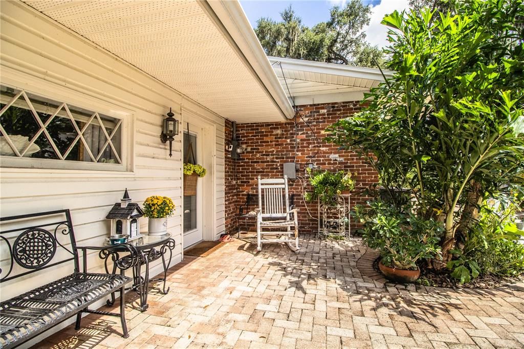 Back enterance from Driveway