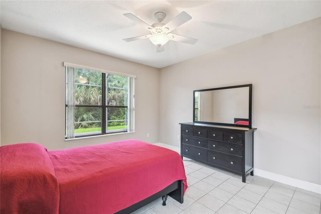 For Sale: $284,900 (2 beds, 2 baths, 1548 Square Feet)