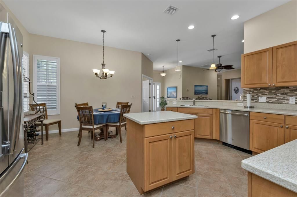 KITCHEN GREAT LAYOUT