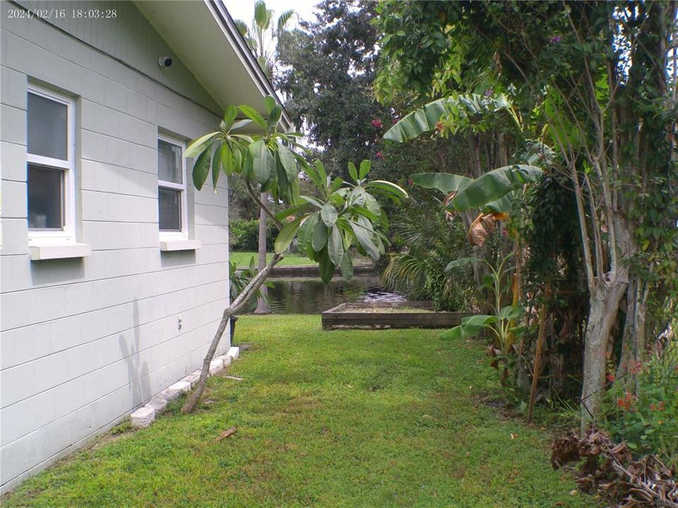 For Sale: $450,000 (3 beds, 2 baths, 1514 Square Feet)