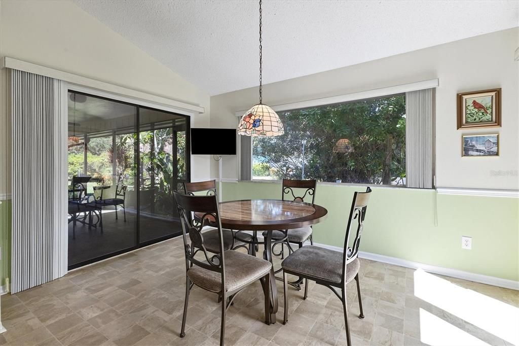 Dining area in kitchen