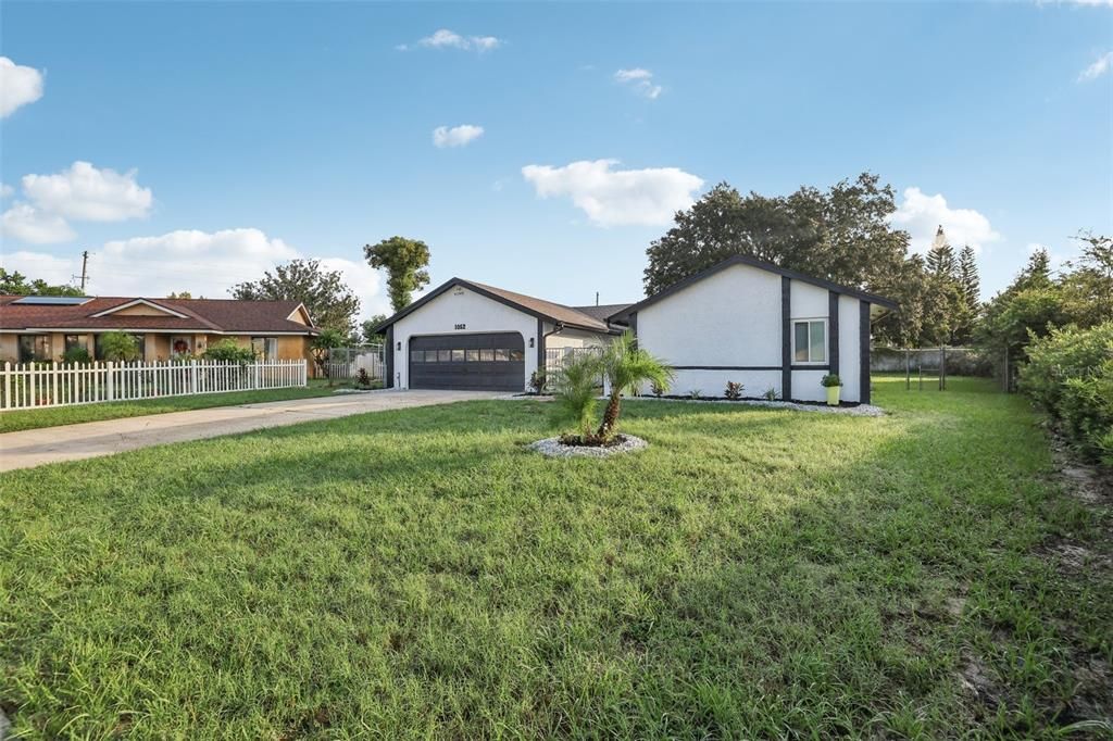 For Sale: $465,000 (3 beds, 2 baths, 1703 Square Feet)