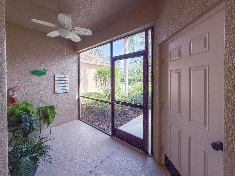 For Sale: $359,900 (2 beds, 2 baths, 1350 Square Feet)