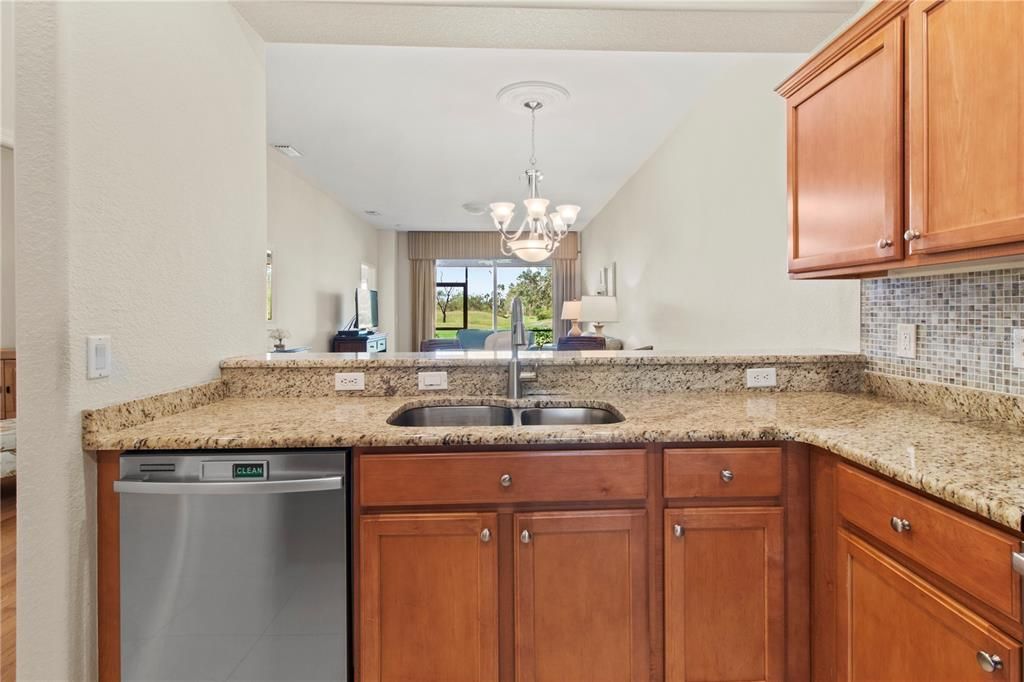 For Sale: $359,900 (2 beds, 2 baths, 1350 Square Feet)