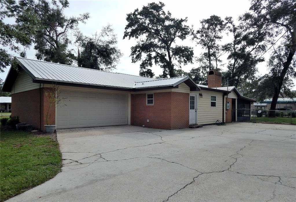 Rear Entry 2 Car Garage