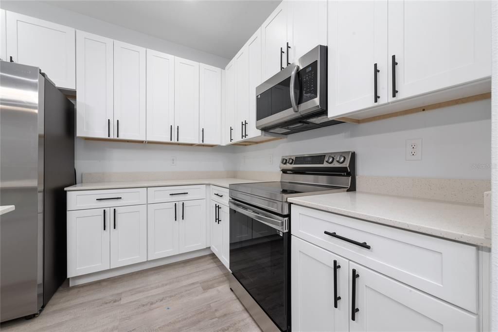 For Sale: $344,500 (3 beds, 2 baths, 1564 Square Feet)