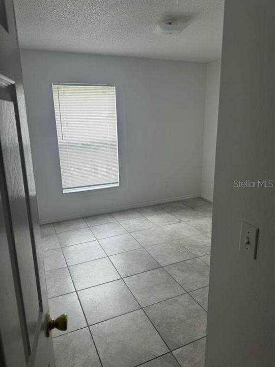 For Rent: $2,100 (4 beds, 2 baths, 1326 Square Feet)