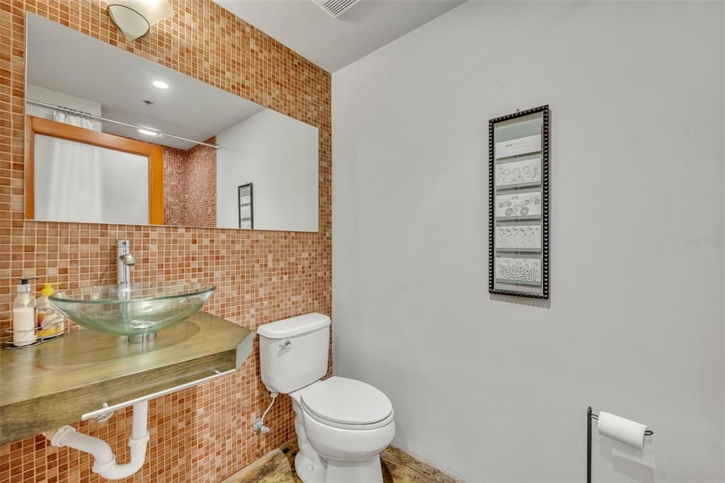 For Sale: $489,000 (0 beds, 1 baths, 1321 Square Feet)