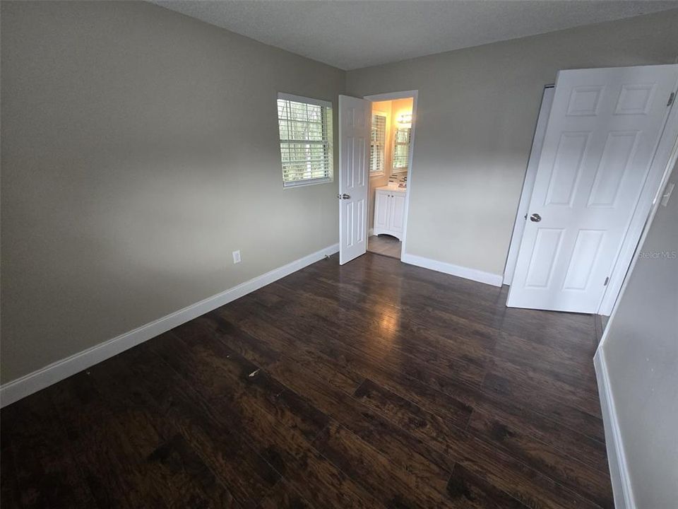 For Sale: $224,900 (3 beds, 2 baths, 1102 Square Feet)