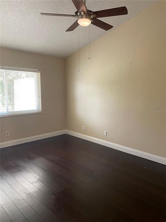 For Rent: $2,450 (2 beds, 2 baths, 1297 Square Feet)