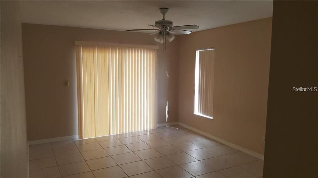 For Rent: $2,600 (4 beds, 2 baths, 1908 Square Feet)