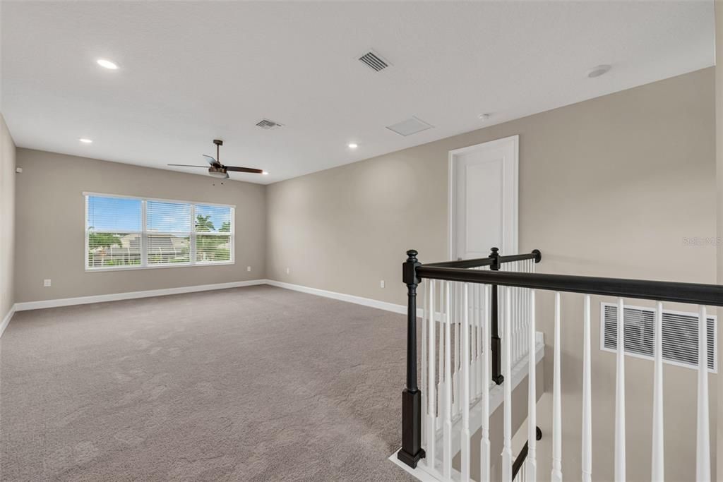 Upstairs bonus room