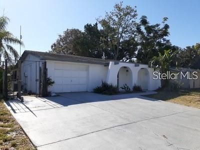 For Rent: $1,599 (3 beds, 2 baths, 1638 Square Feet)