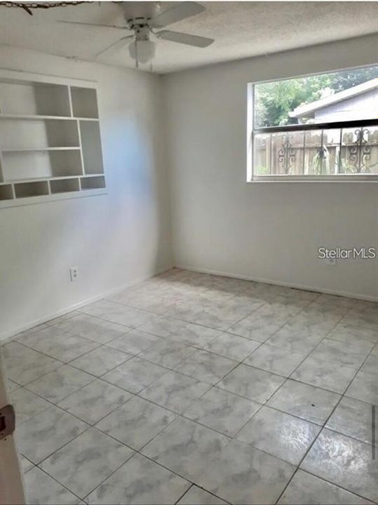 For Rent: $1,599 (3 beds, 2 baths, 1638 Square Feet)