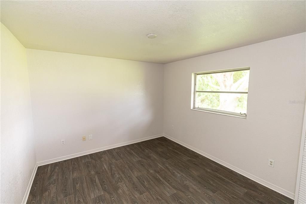 For Rent: $2,000 (2 beds, 2 baths, 991 Square Feet)