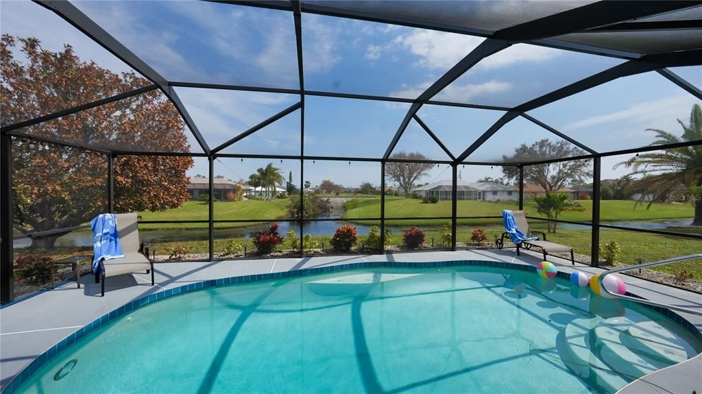 SALTWATER HEATED pool, canal & greenbelt