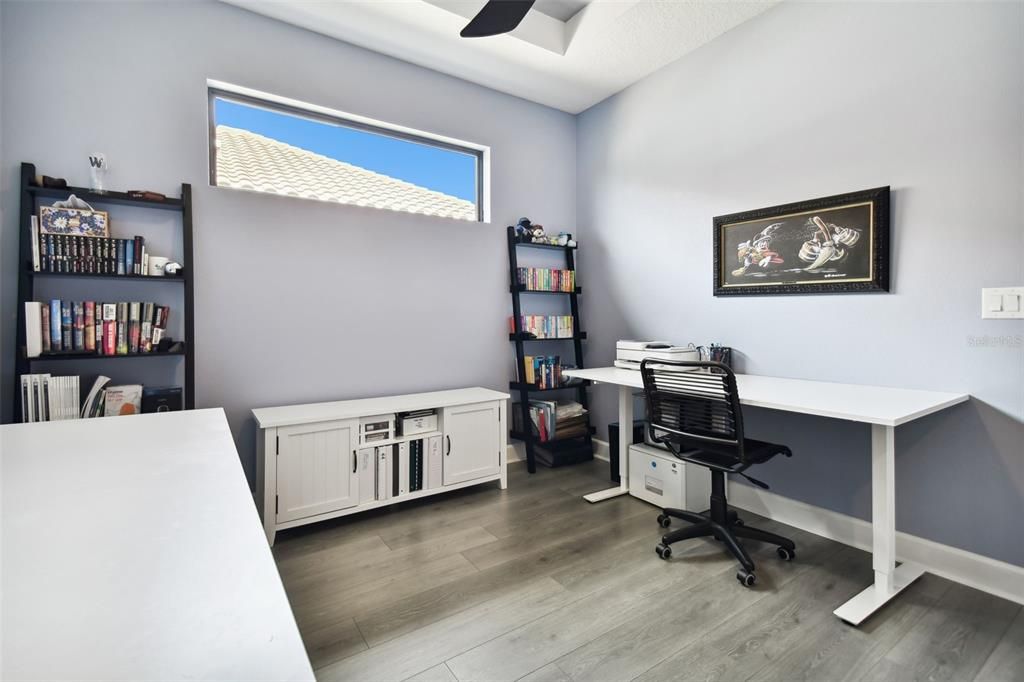 For Sale: $475,000 (2 beds, 2 baths, 1700 Square Feet)