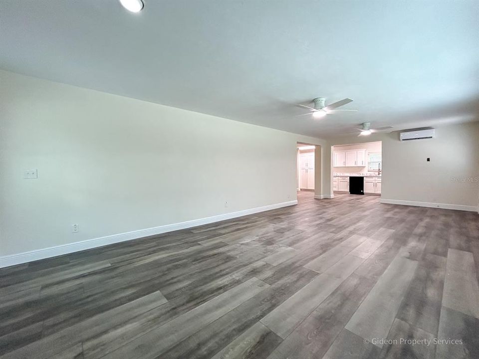 For Rent: $2,300 (4 beds, 2 baths, 1570 Square Feet)