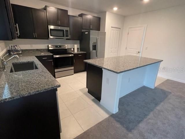 For Rent: $2,999 (4 beds, 2 baths, 2584 Square Feet)