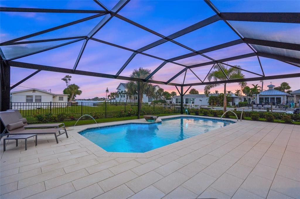 Enclosed pool with clear view screens