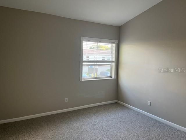 For Rent: $2,199 (2 beds, 1 baths, 1044 Square Feet)