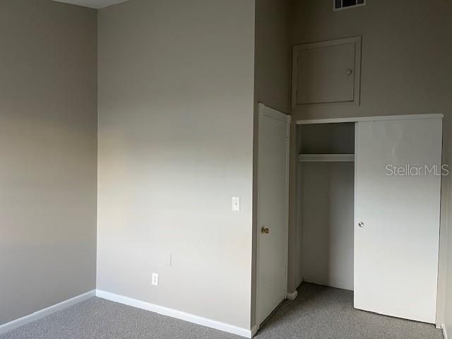 For Rent: $2,199 (2 beds, 1 baths, 1044 Square Feet)