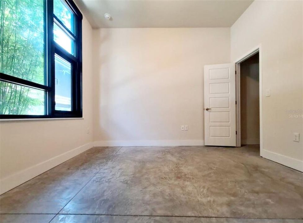 For Rent: $3,700 (2 beds, 2 baths, 1404 Square Feet)