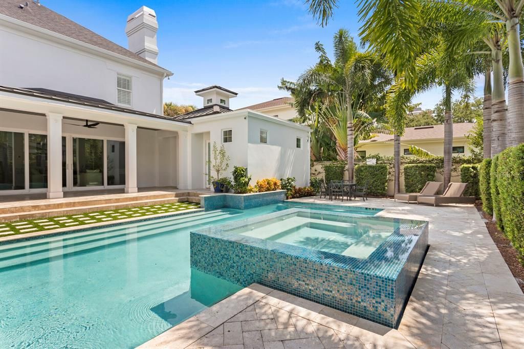 For Sale: $6,690,000 (5 beds, 4 baths, 4973 Square Feet)