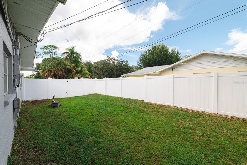 For Sale: $445,000 (3 beds, 2 baths, 1738 Square Feet)