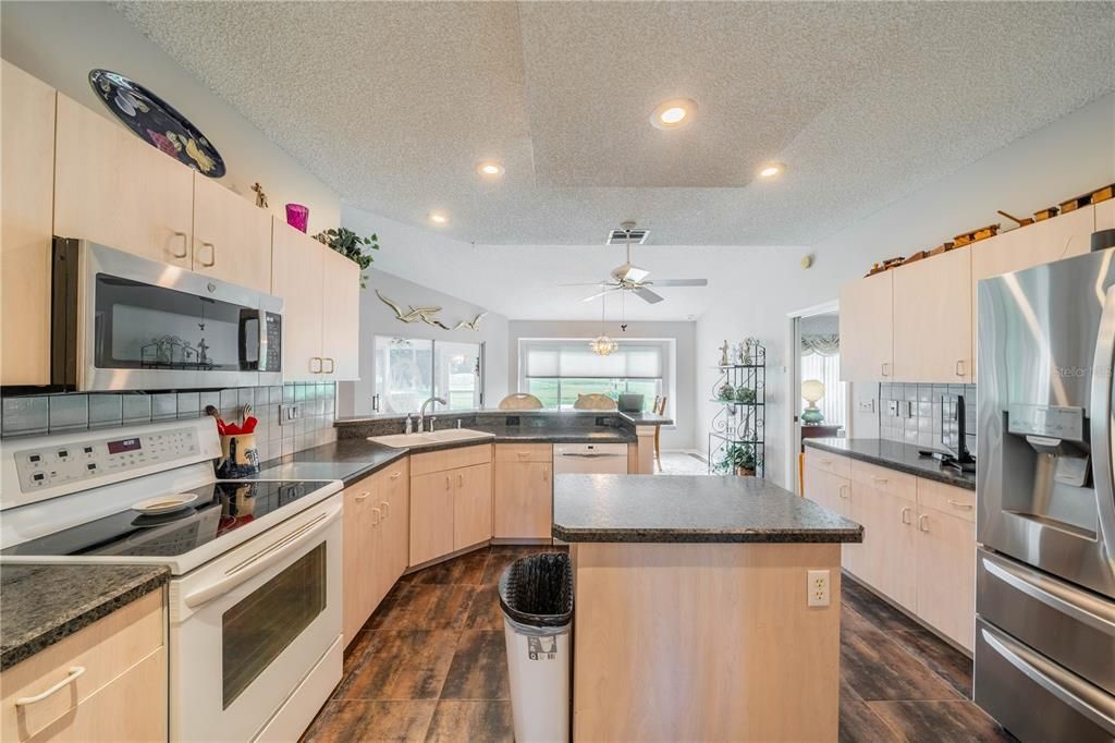 Kitchen with island