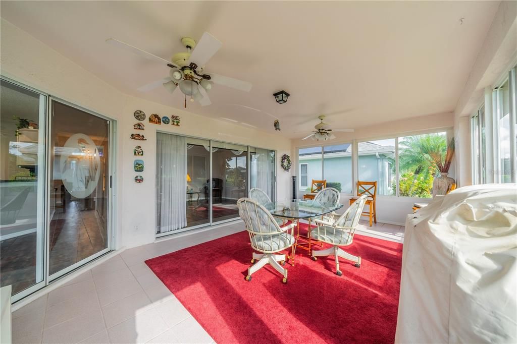 Oversized lanai with two ceiling fans