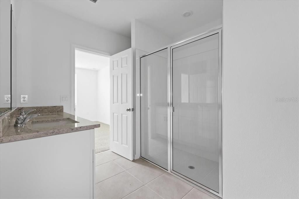 Active With Contract: $311,005 (3 beds, 2 baths, 1491 Square Feet)