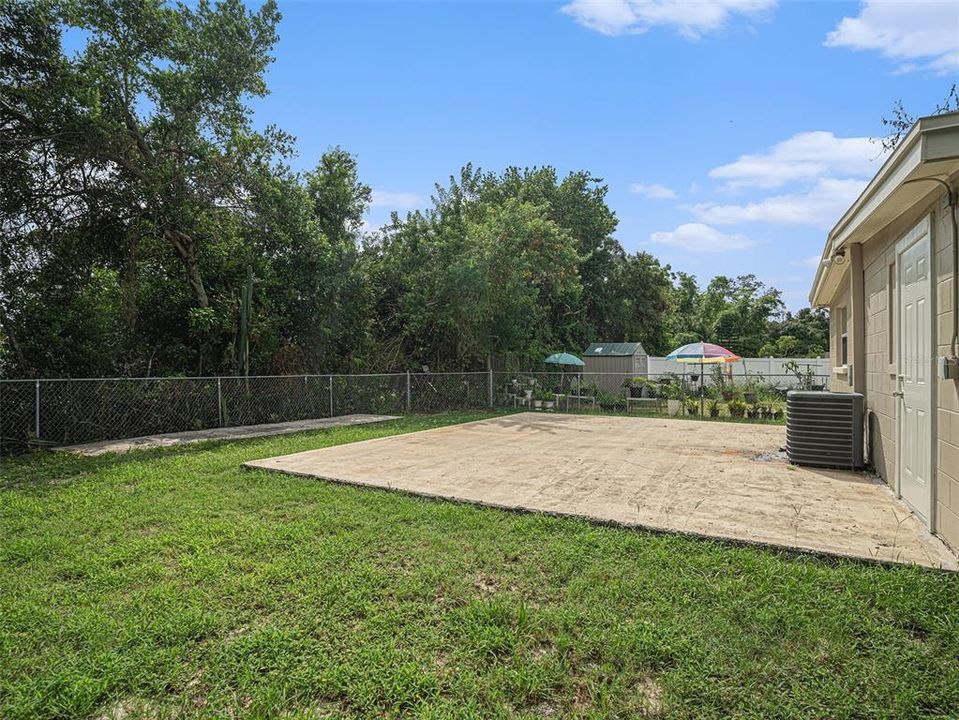 For Sale: $389,900 (3 beds, 2 baths, 1275 Square Feet)