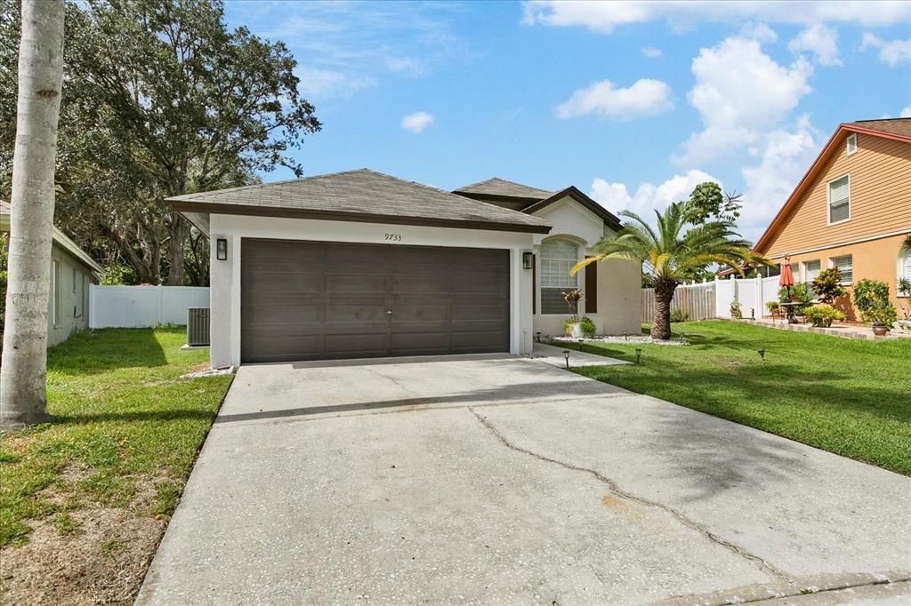 For Sale: $575,000 (3 beds, 2 baths, 1549 Square Feet)