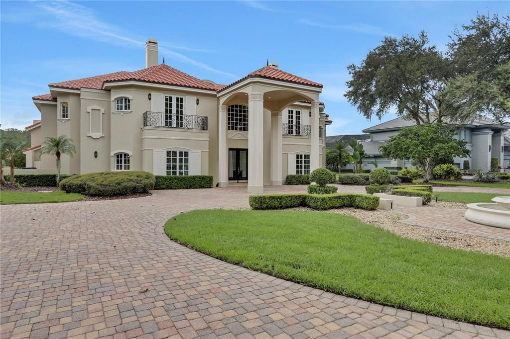 For Sale: $2,999,000 (6 beds, 6 baths, 9492 Square Feet)