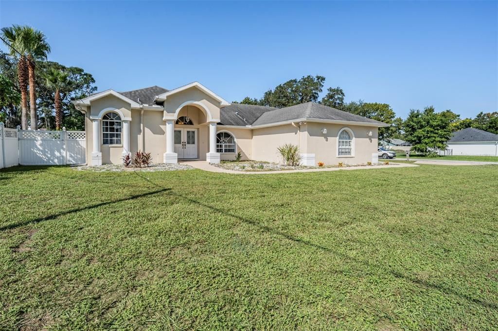 For Sale: $379,000 (3 beds, 2 baths, 2250 Square Feet)