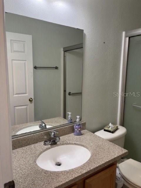 For Rent: $2,750 (4 beds, 2 baths, 1929 Square Feet)