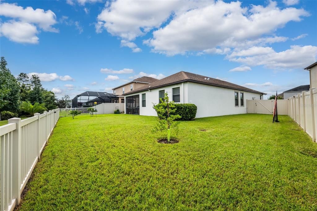 For Sale: $485,000 (3 beds, 2 baths, 1979 Square Feet)