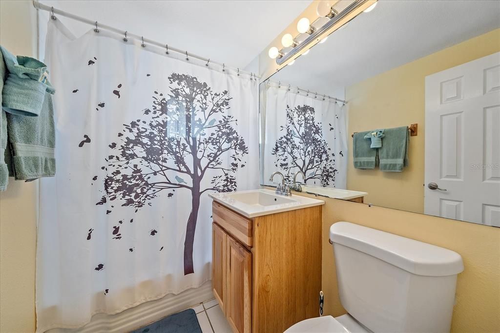 For Sale: $499,000 (1 beds, 1 baths, 593 Square Feet)