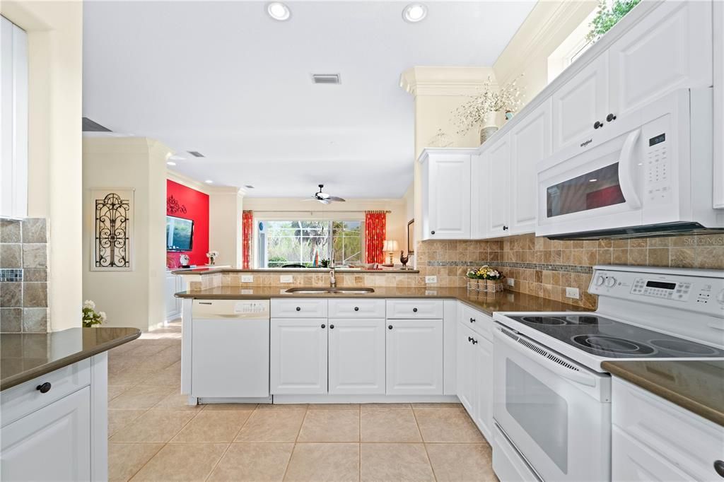 For Sale: $449,000 (3 beds, 2 baths, 1584 Square Feet)