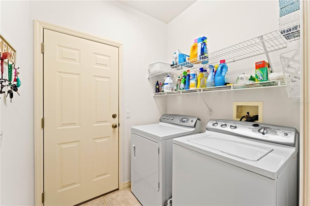 For Sale: $449,000 (3 beds, 2 baths, 1584 Square Feet)