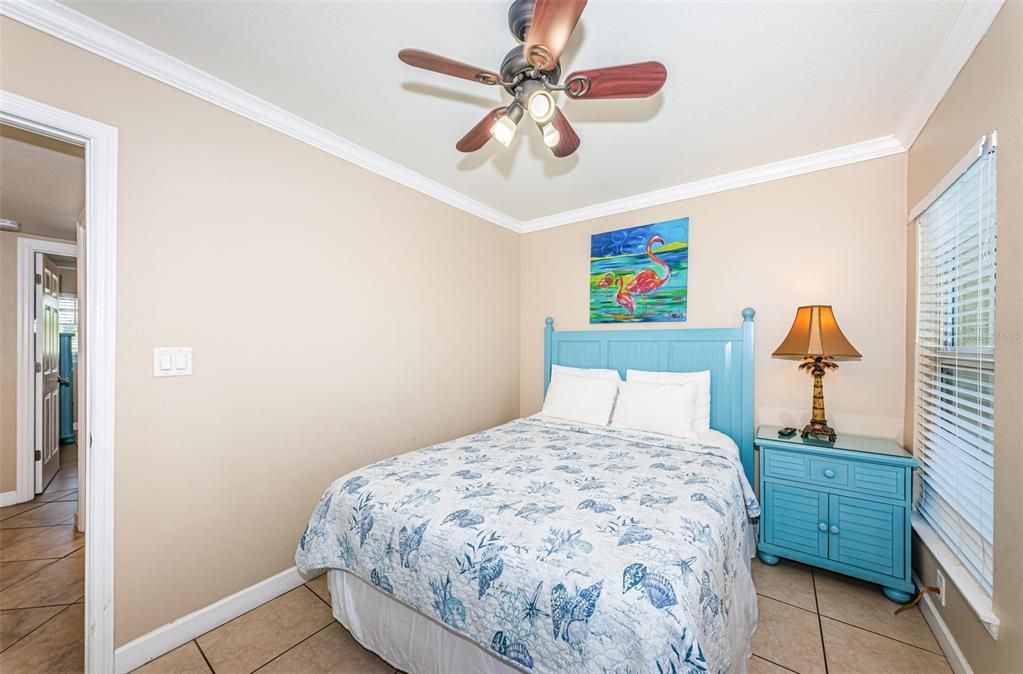 For Sale: $485,000 (2 beds, 1 baths, 950 Square Feet)