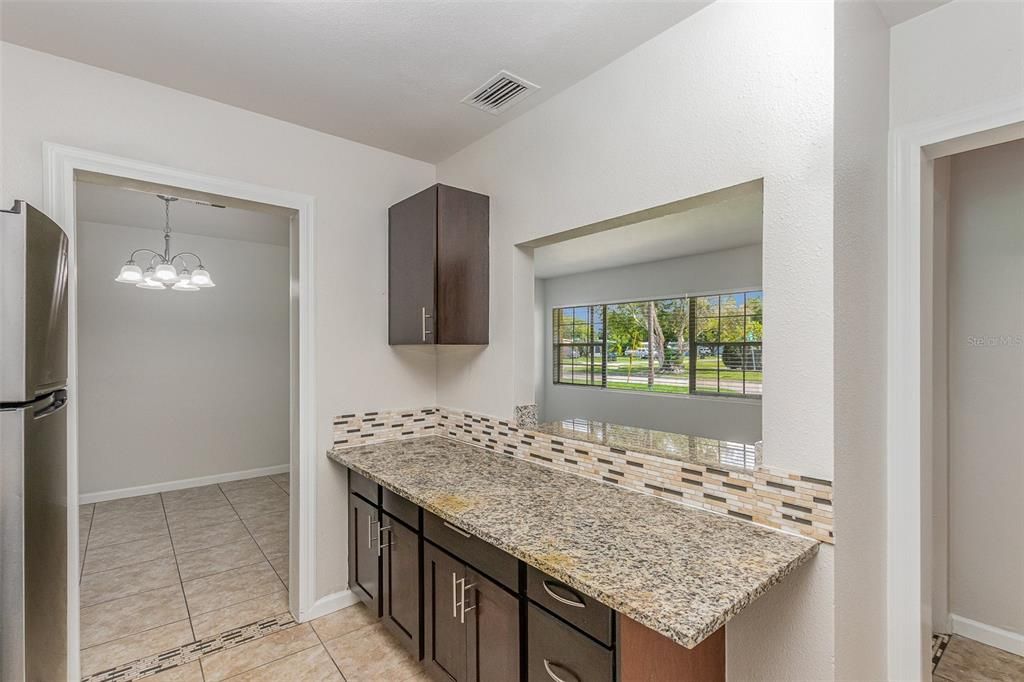 For Sale: $339,900 (3 beds, 2 baths, 1374 Square Feet)