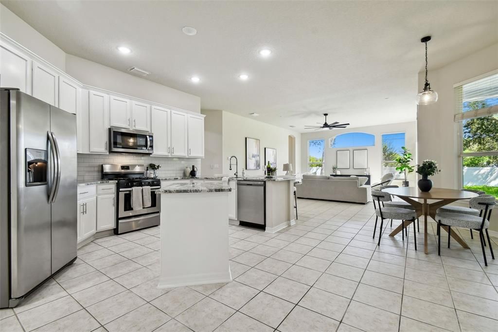 Active With Contract: $645,000 (5 beds, 3 baths, 3157 Square Feet)