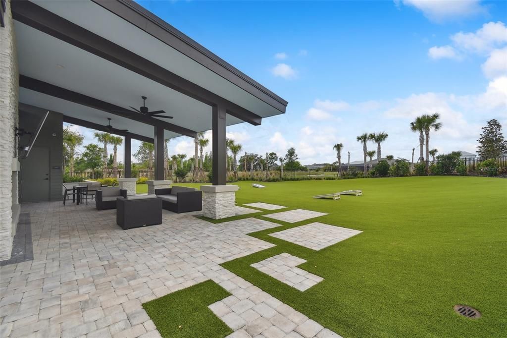 Active With Contract: $645,000 (5 beds, 3 baths, 3157 Square Feet)