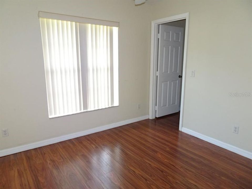 For Rent: $1,800 (3 beds, 2 baths, 1456 Square Feet)