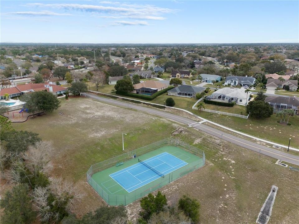 community tennis courts