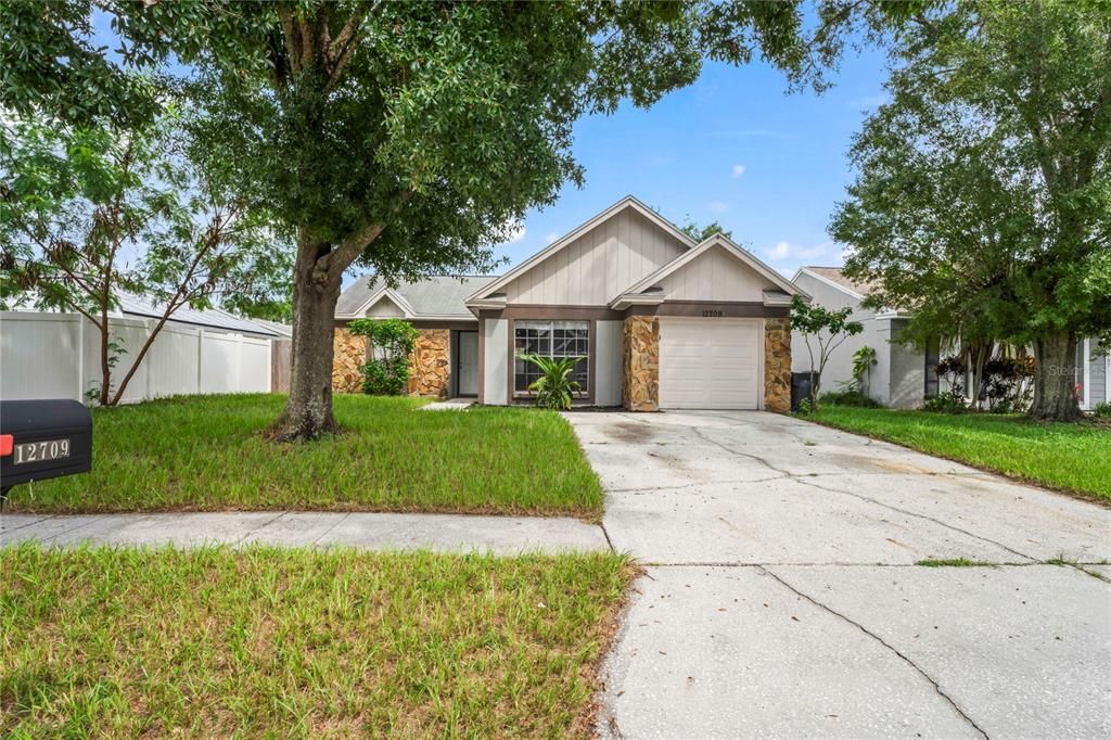 For Sale: $395,000 (3 beds, 2 baths, 1244 Square Feet)